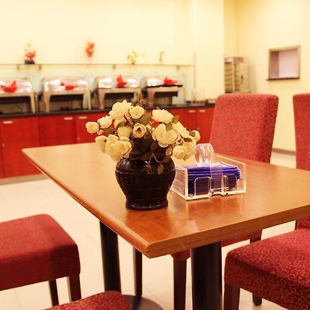 Hanting Express Qingdao Zhongshan Road Екстер'єр фото