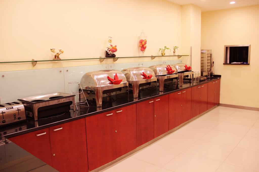 Hanting Express Qingdao Zhongshan Road Екстер'єр фото