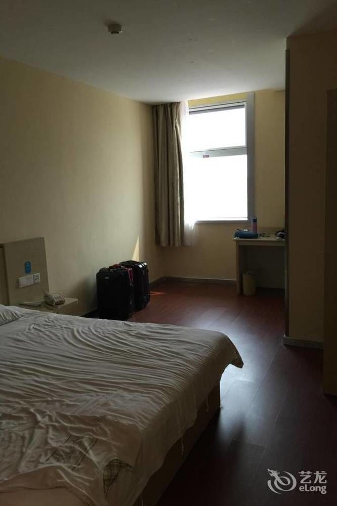 Hanting Express Qingdao Zhongshan Road Екстер'єр фото